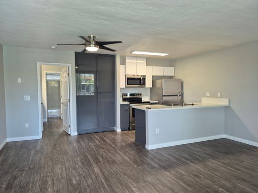 Summerwood | 1 Bed 1 Bath | Upstairs