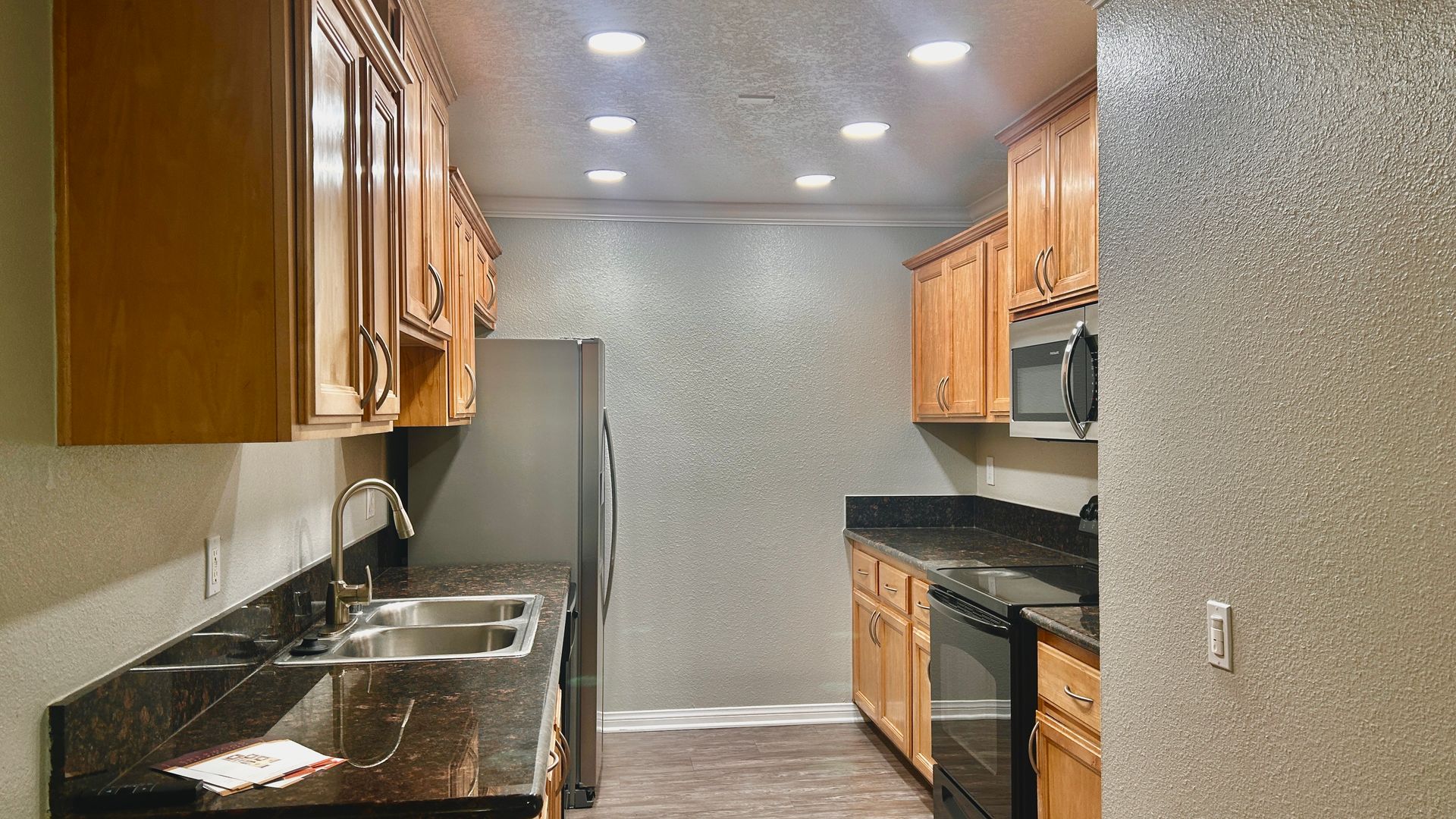 Bellflower Apartment: 14500 McNab Avenue