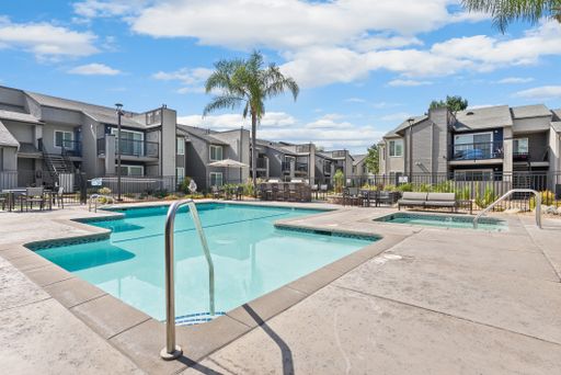 The James | The Port | 1 Bed 1 Bath | 1st Floor – photo 1