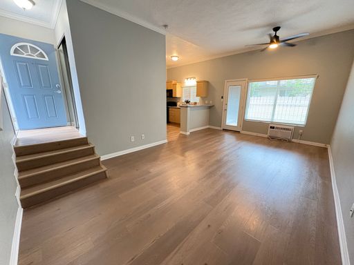 Park Del Amo | Studio | Downstairs – photo 1