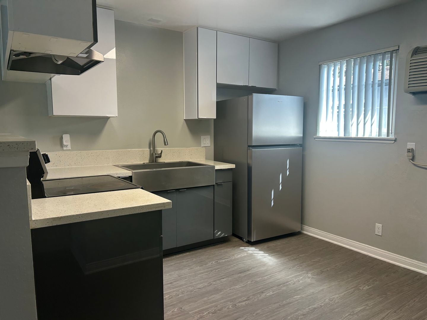 Santa Ana Apartment: 811 S. Fairview