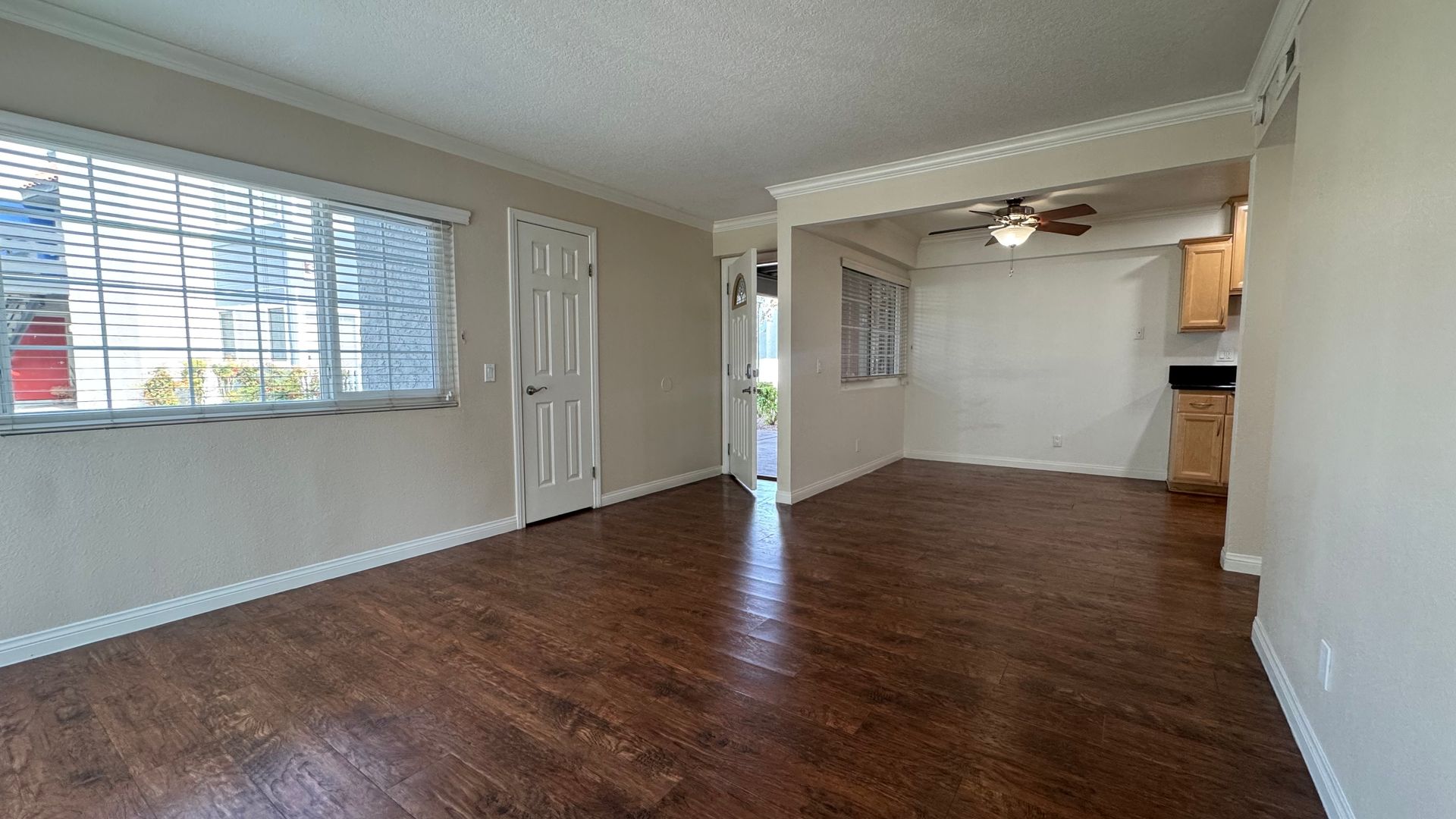 Bellflower Apartment: 14500 McNab Avenue