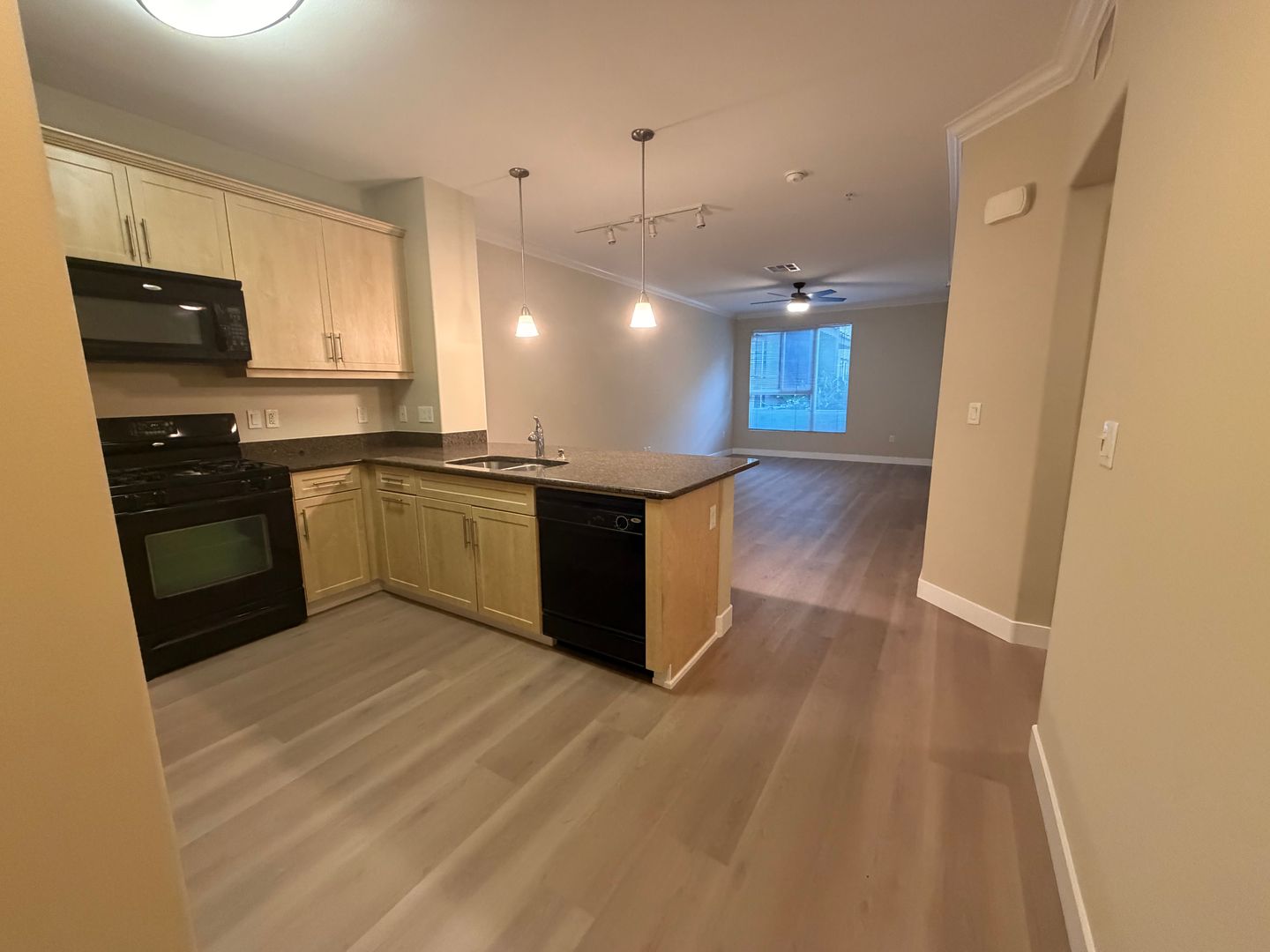 Anaheim Apartment: 2100 E. Katella Avenue