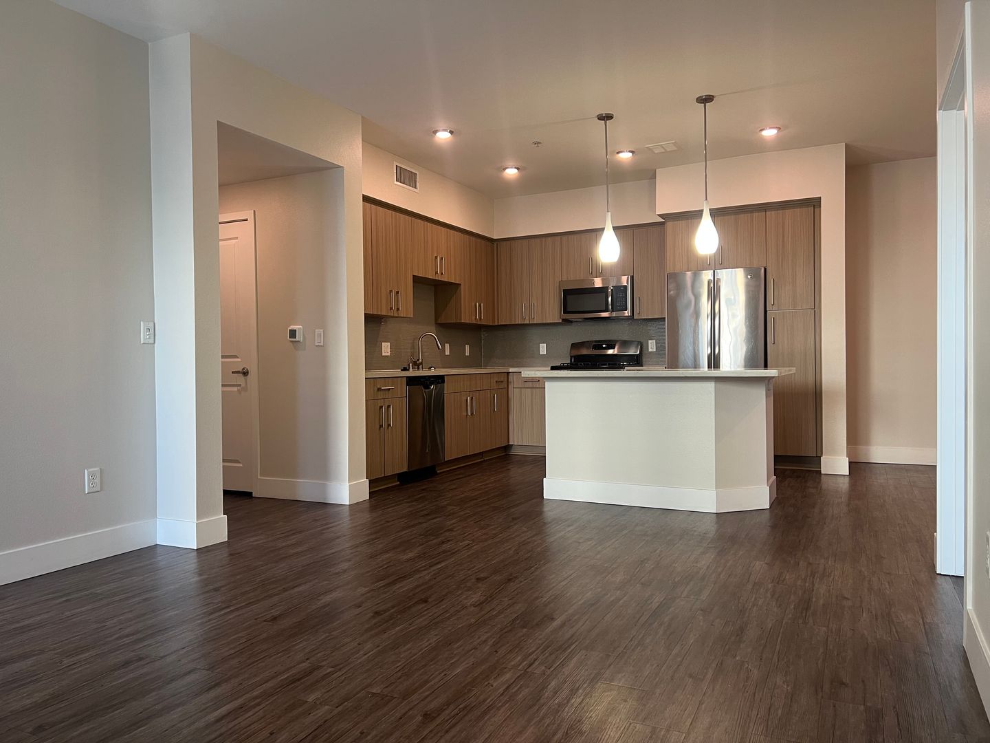 Chino Hills Apartment: 15101 Fairfield Ranch Road