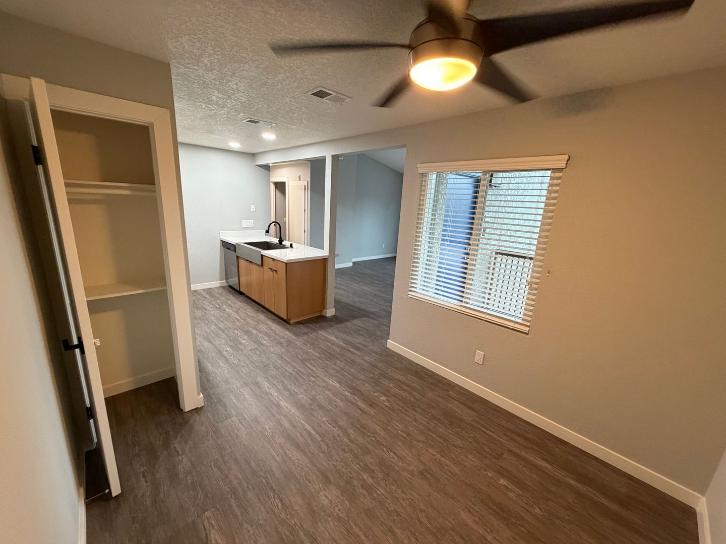 Riverside Apartment: 7600 Ambergate Place