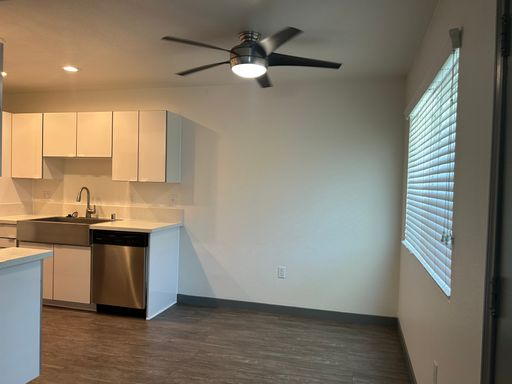 Uptown Fullerton | 2 Bed 1 Bath | Upstairs – photo 1