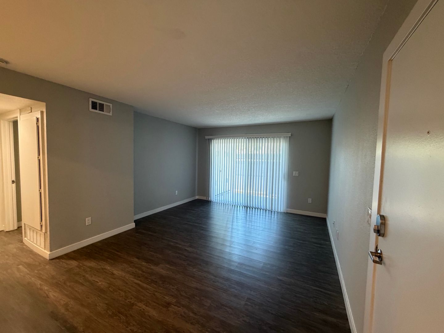 Riverside Apartment: 7600 Ambergate Place
