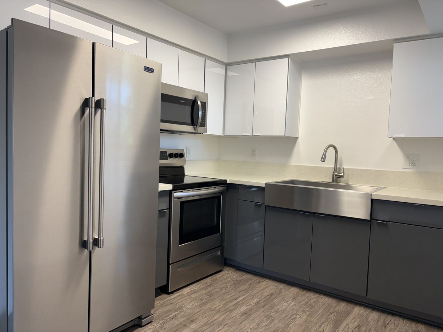 Fullerton Apartment: 1501 S. Highland Avenue