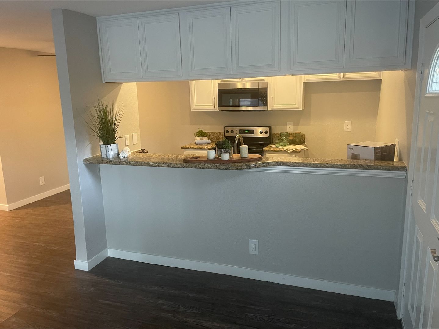 Santa Ana Apartment: 805 W. Stevens Avenue