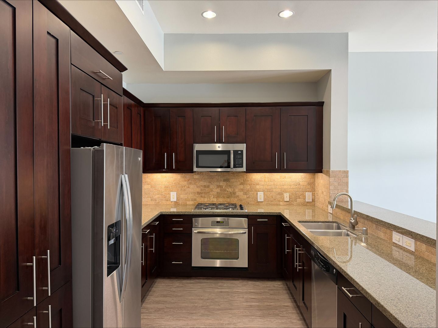 Irvine Apartment: 2300 Dupont Drive