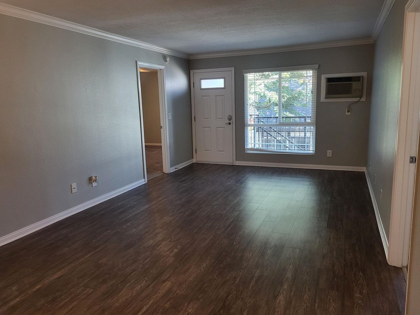 Fullerton Apartment: 1501 S. Highland Avenue