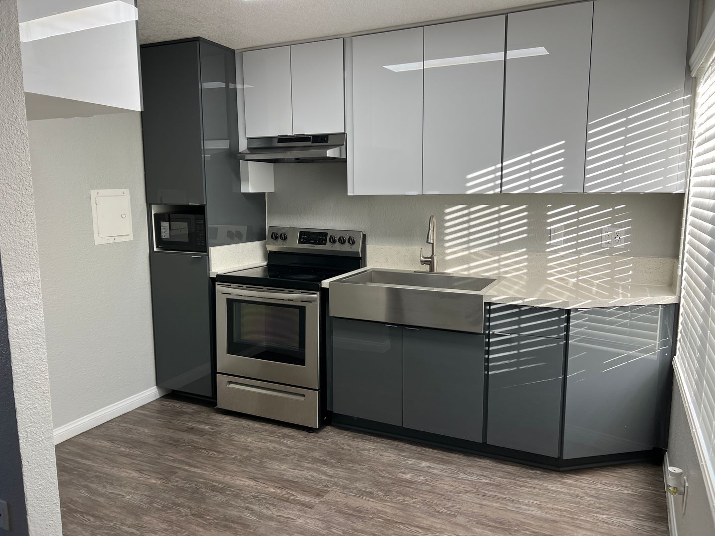 Santa Ana Apartment: 2701 W. McFadden Ave.