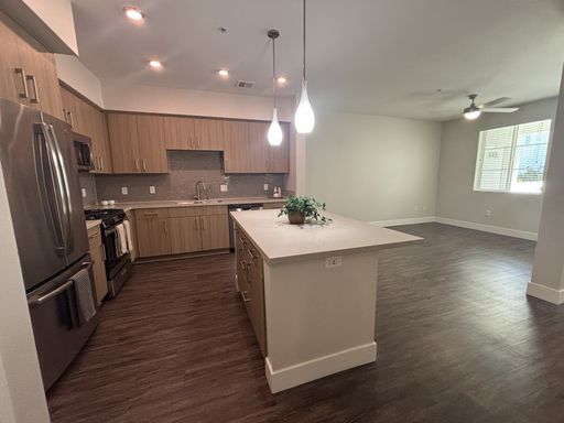 The Crossings of Chino Hills | Seville | 1 Bed 1 Bath