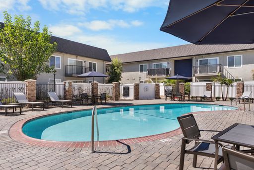 Beachwood | 1 Bed 1 Bath | Downstairs – photo 1