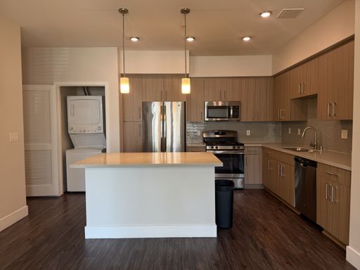 The Crossings of Chino Hills | Seville | 1 Bed 1 Bath