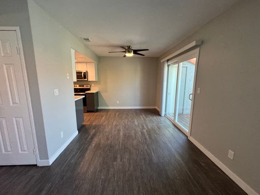 Corona Pointe Resort | 2 Bed 1 Bath | Upstairs – photo 1