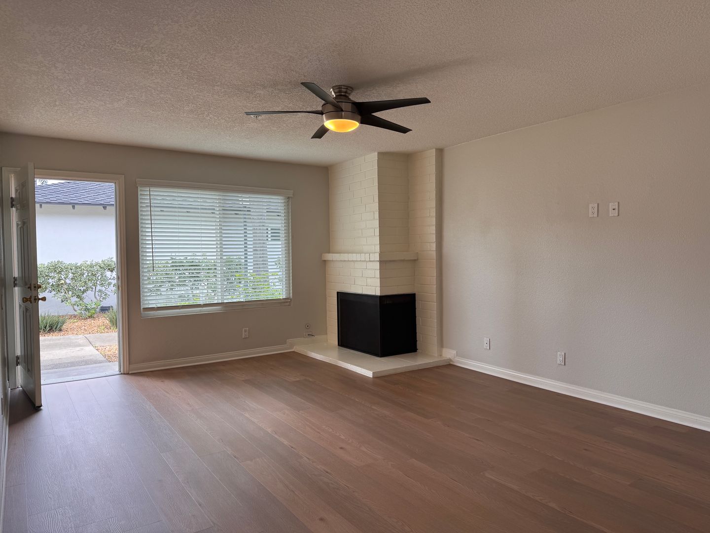 Santa Ana Apartment: 1311 E. Washington Place