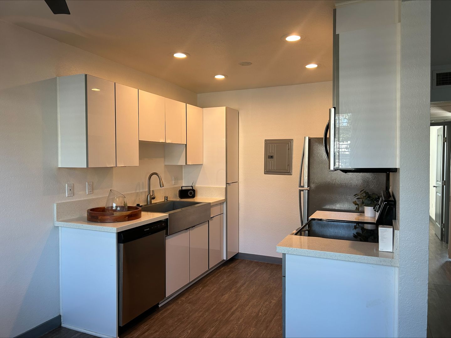 Fullerton Apartment: 2656 Associated Road