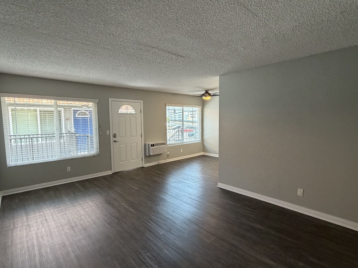 Norwalk Apartment: 12301 Studebaker Road