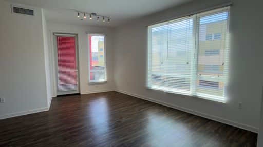 Canvas LA | Mahogany | 2 Bed 2 Bath – photo 1
