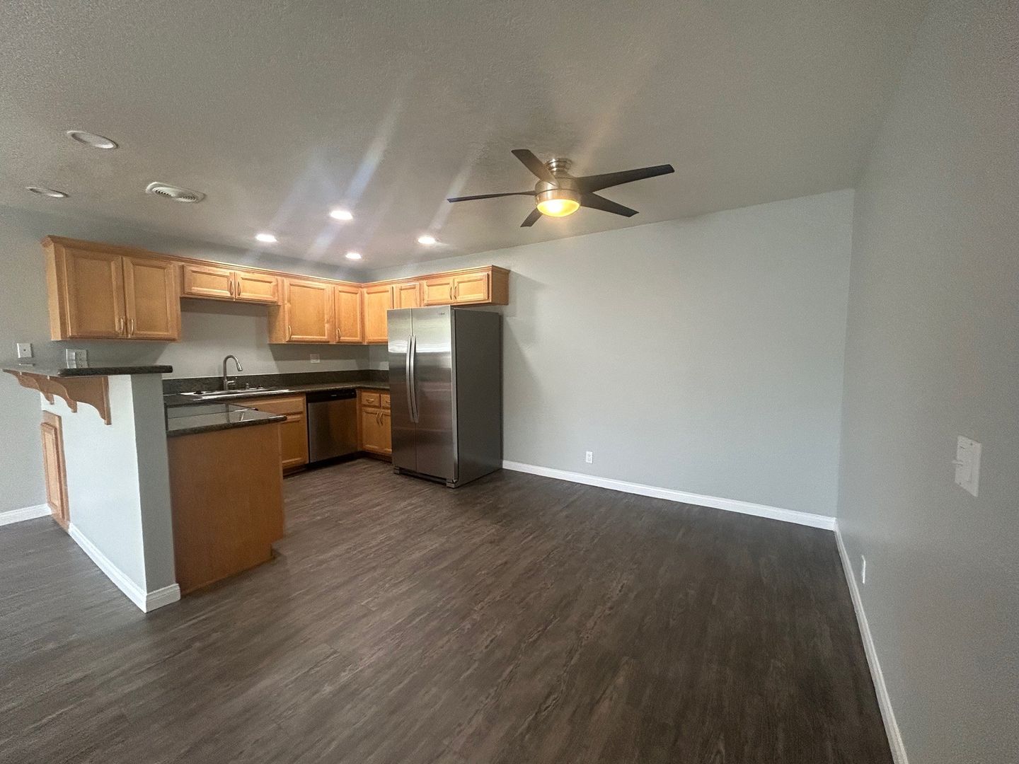 Anaheim Apartment: 2880 W. Ball Road