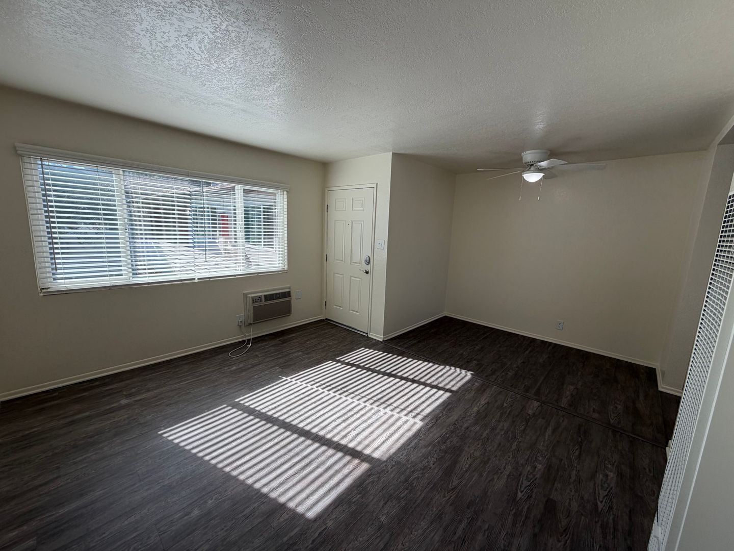 Lakewood Apartment: 4907 1/4 Hayter Avenue