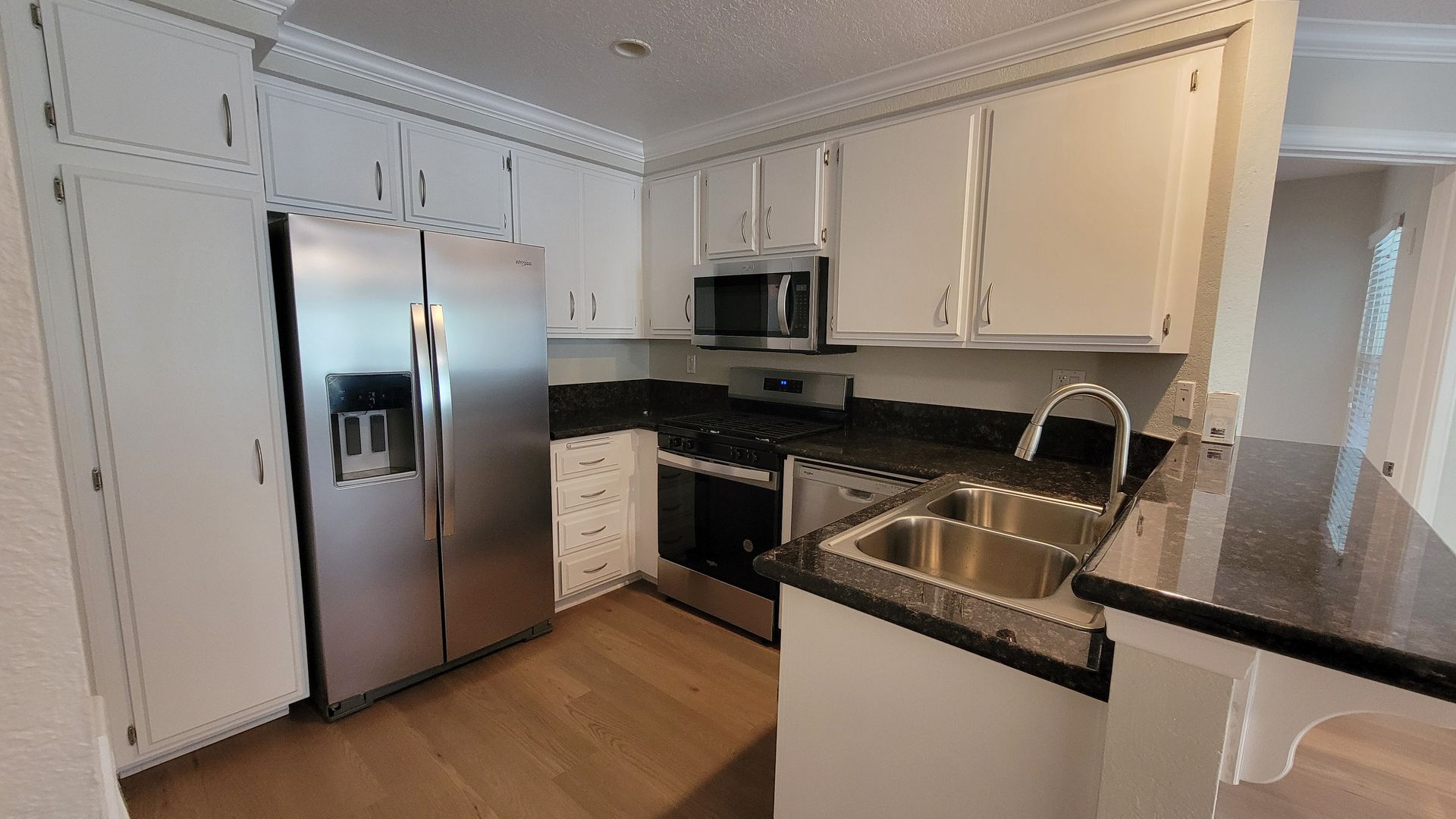 Azusa Apartment: 950 W. Sierra Madre Avenue