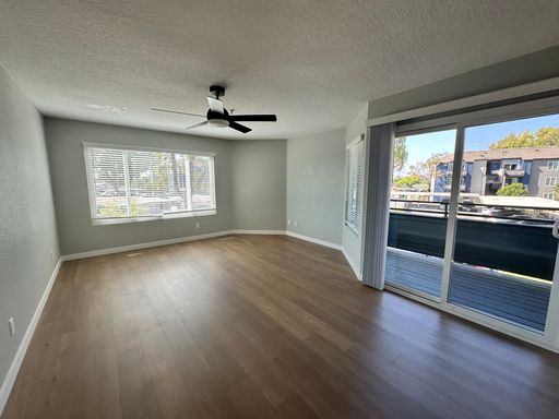 River House | The Thames | 2 Bed 2 Bath | 2nd Floor – photo 1