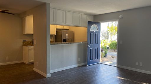 Park Plaza | The Mesa | 2 Bed 2 Bath | Downstairs – photo 1