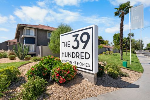 The 3900 | 1 Bed 1 Bath | Upstairs – photo 1