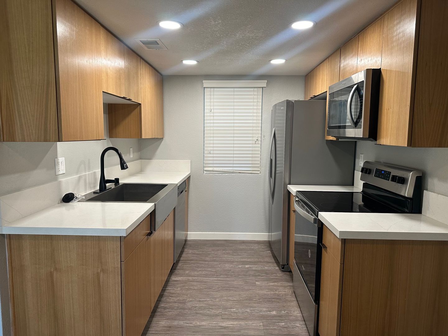 Riverside Apartment: 3957 Pierce Street