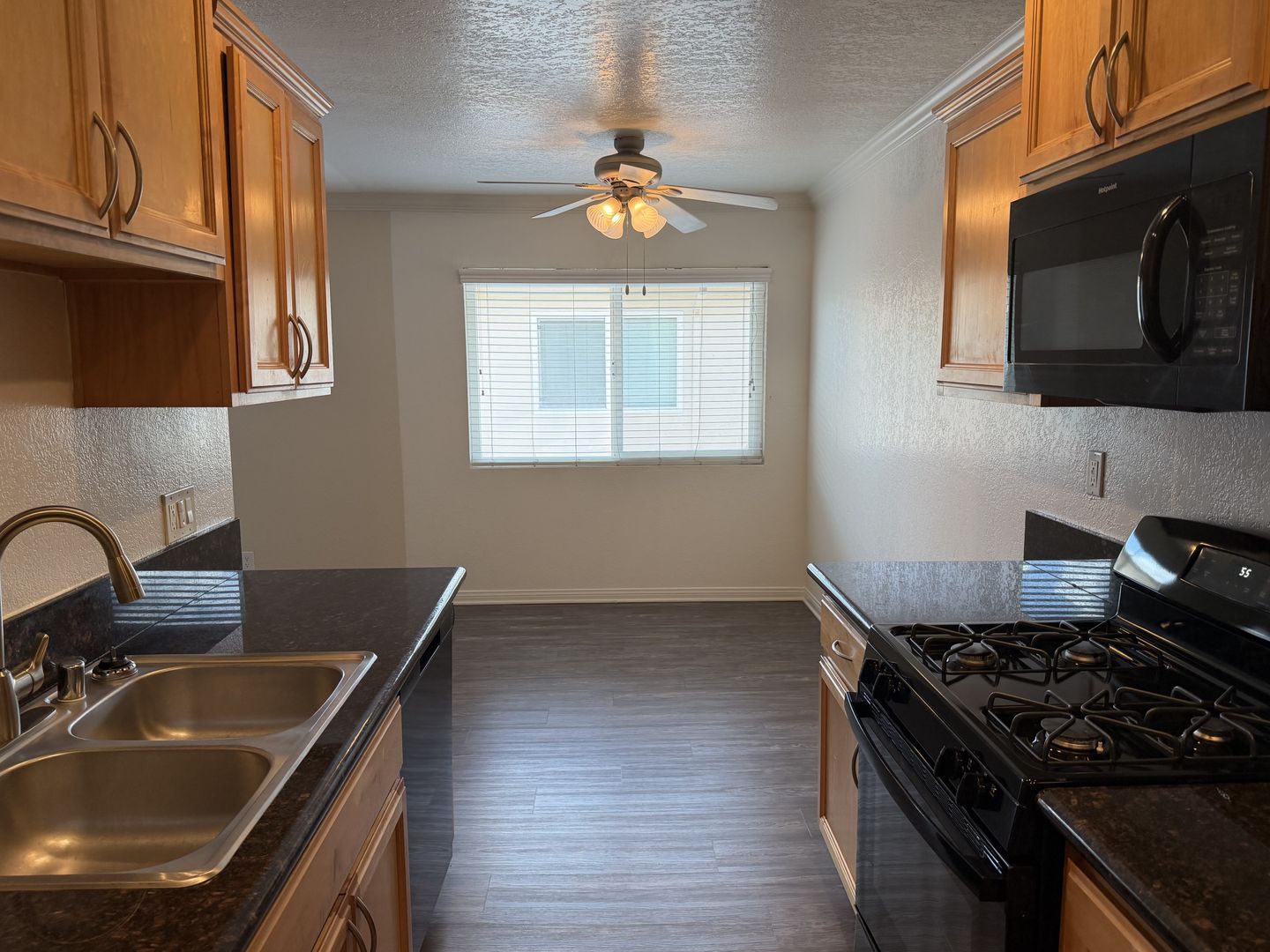 Lakewood Apartment: 4907 1/4 Hayter Avenue