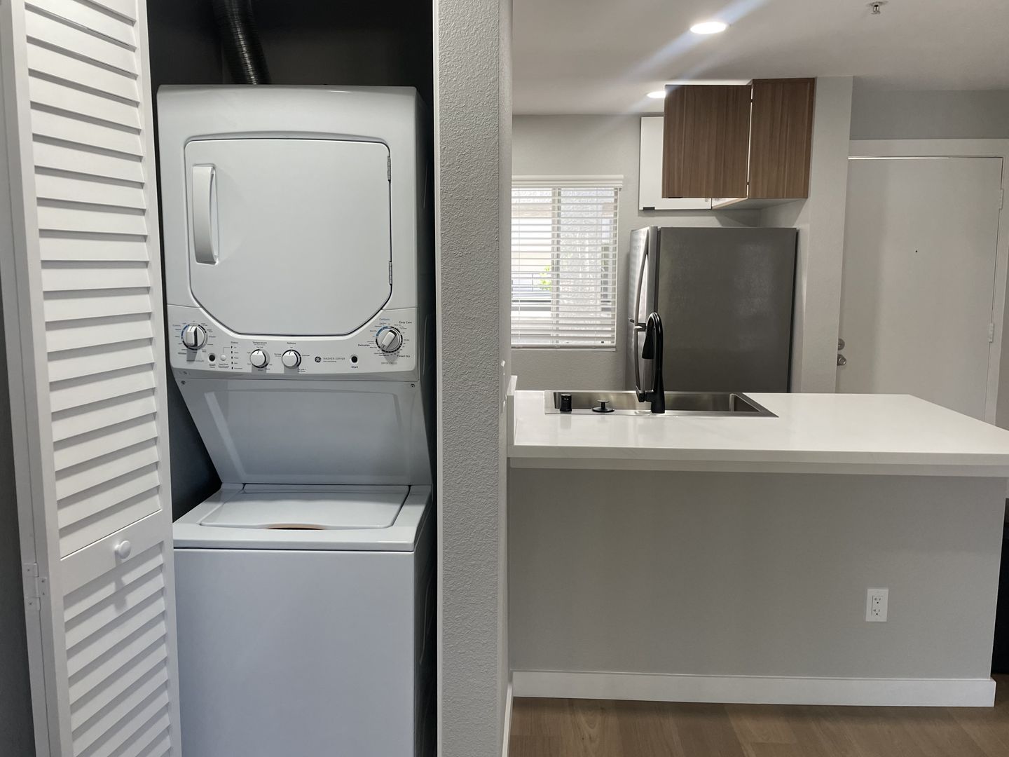 Costa Mesa Apartment: 2855 Pinecreek Drive