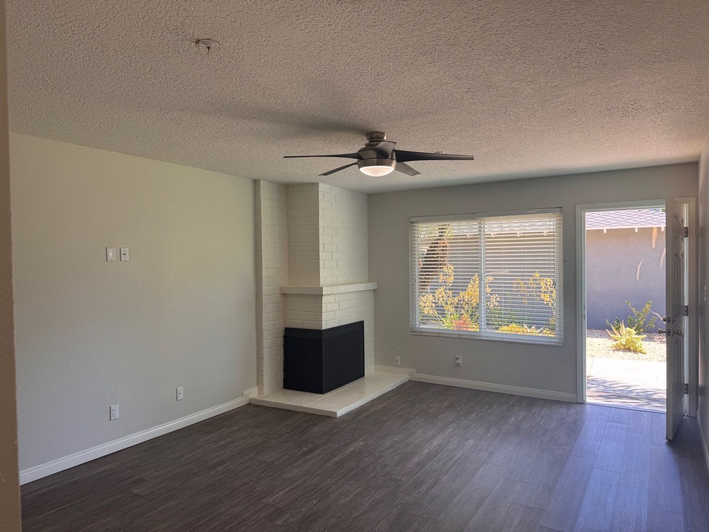Santa Ana Apartment: 1311 E. Washington Place