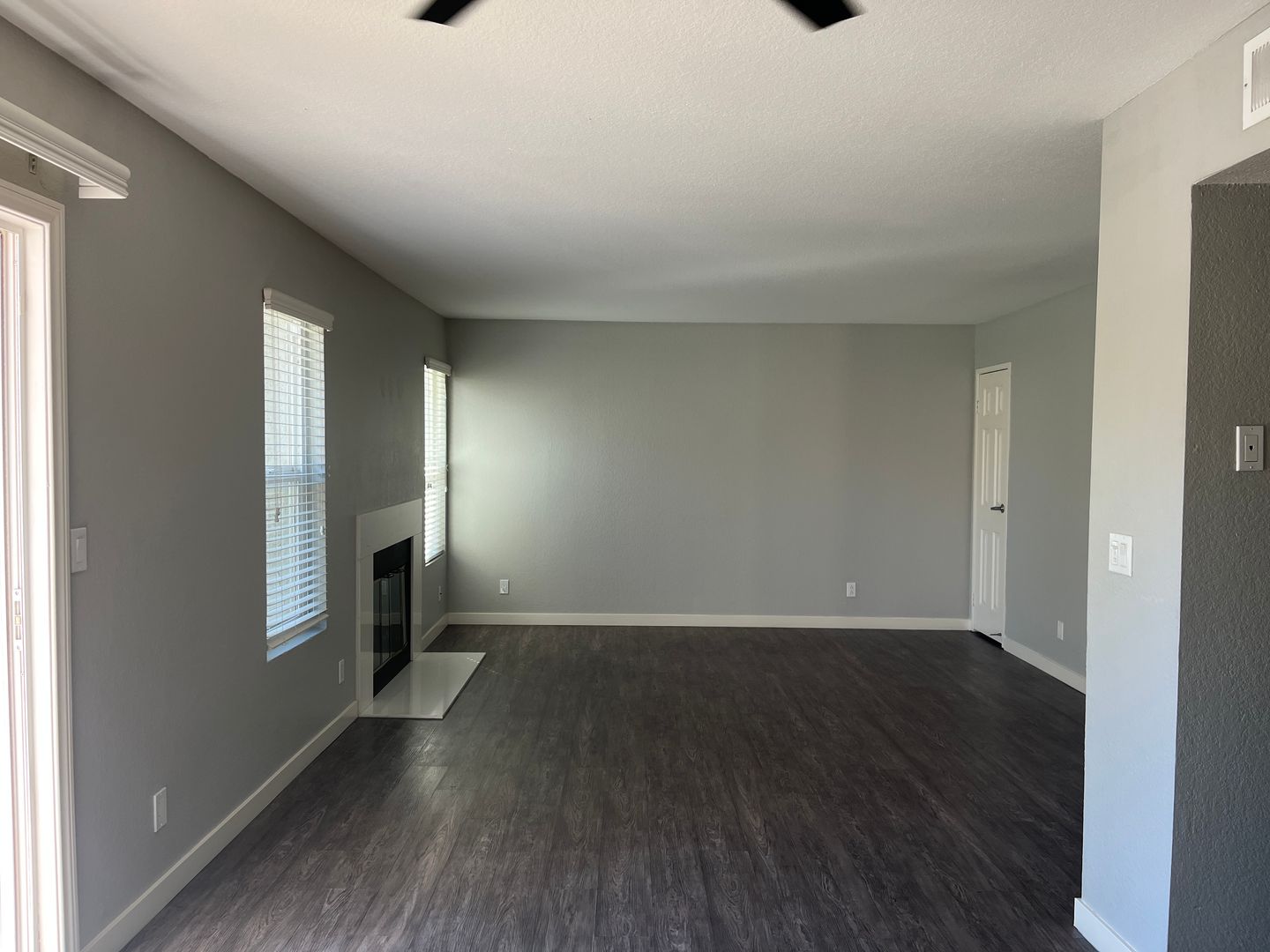 Riverside Apartment: 3957 Pierce Street