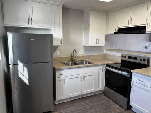 Villa Del Sol | 2 Bed 1.5 Bath | Upstairs – photo 1