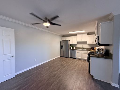 Solara | 1 Bed 1 Bath | Downstairs – photo 1