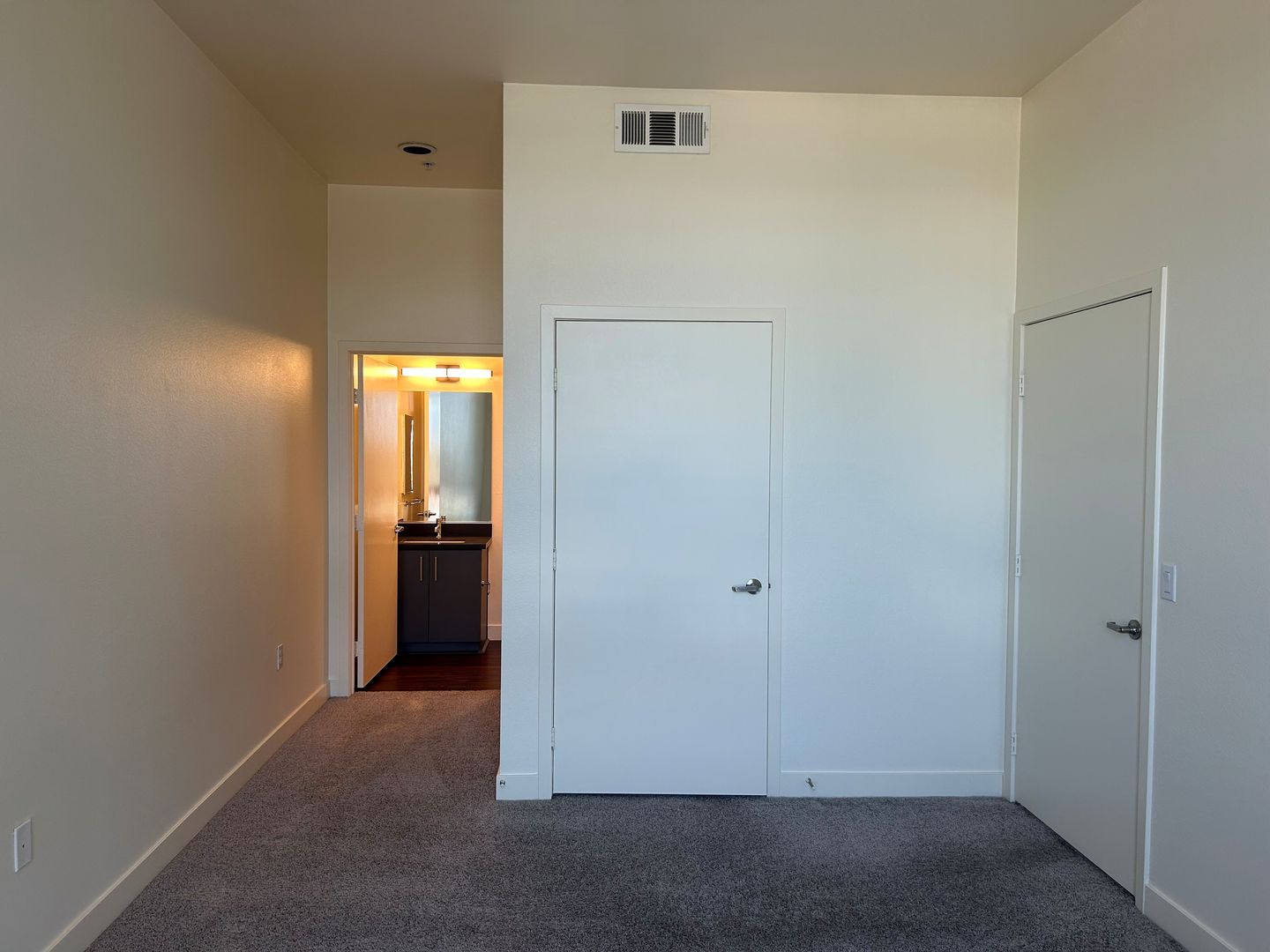 128 - Mission Lofts 6 of 12