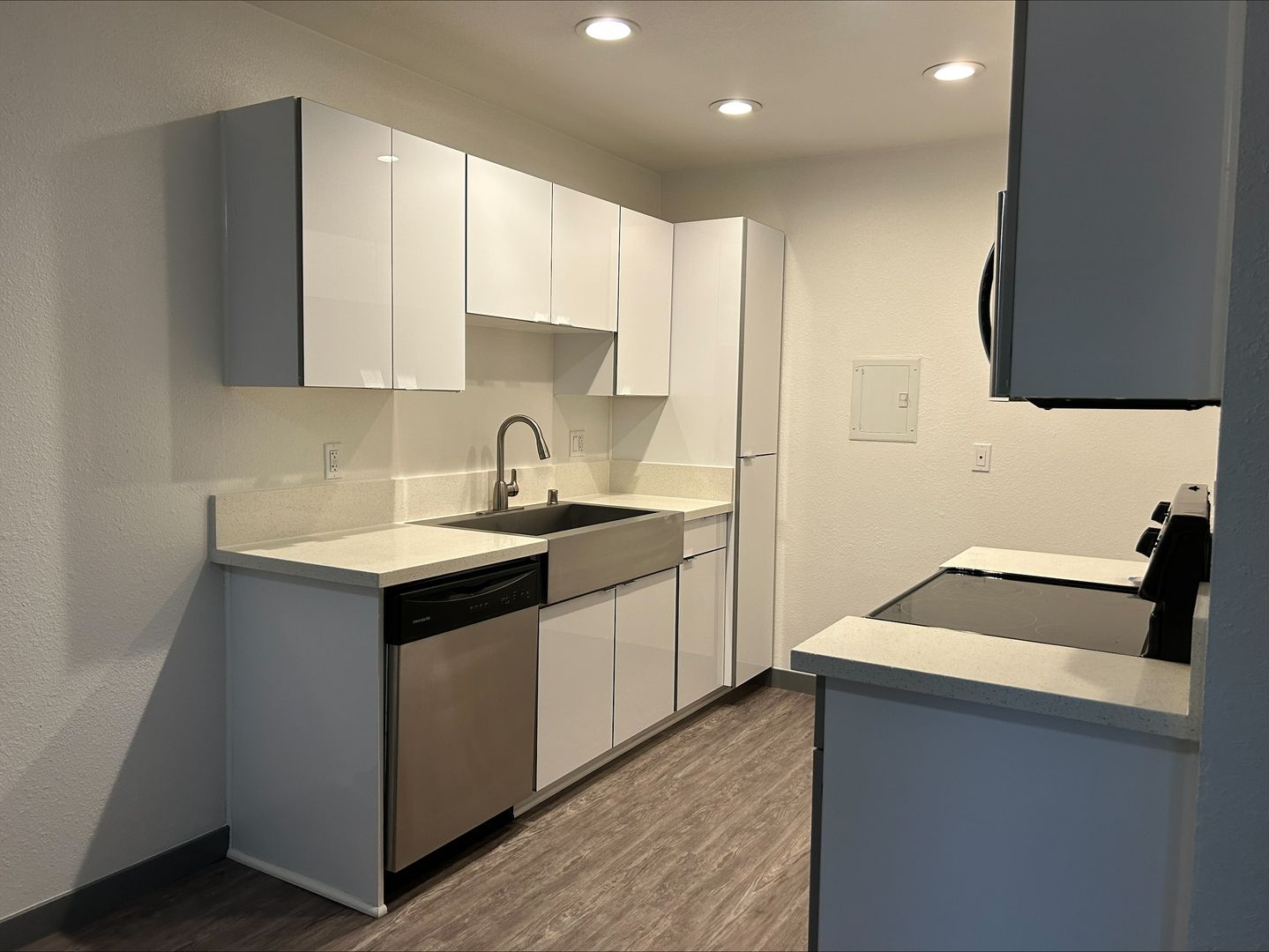 Fullerton Apartment: 2656 Associated Road