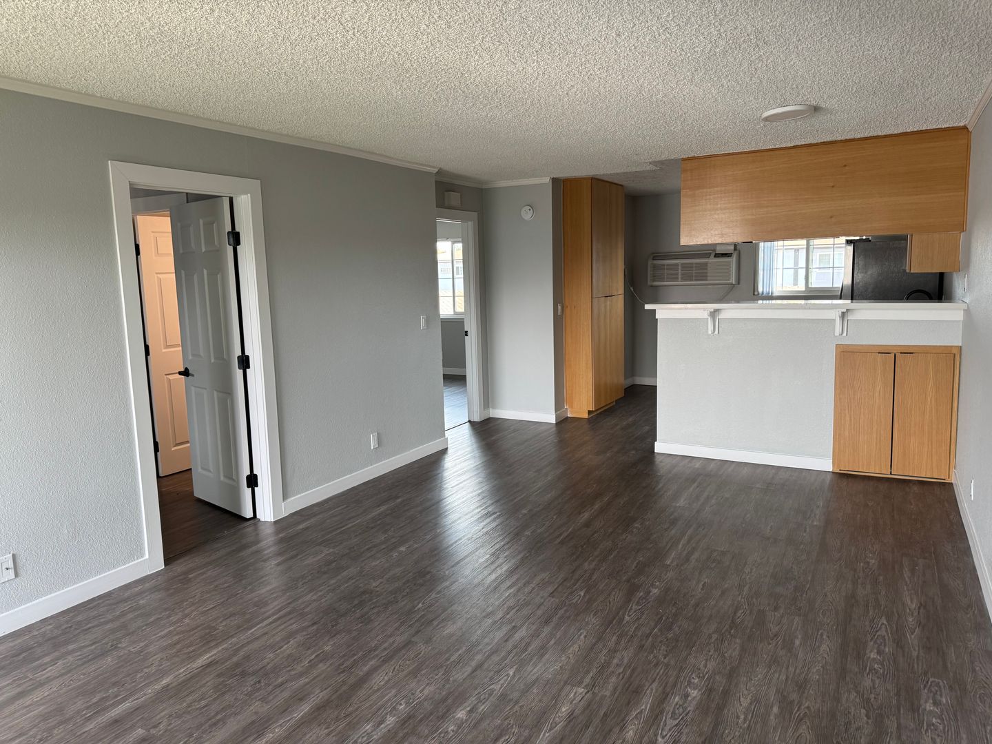Santa Ana Apartment: 811 S. Fairview