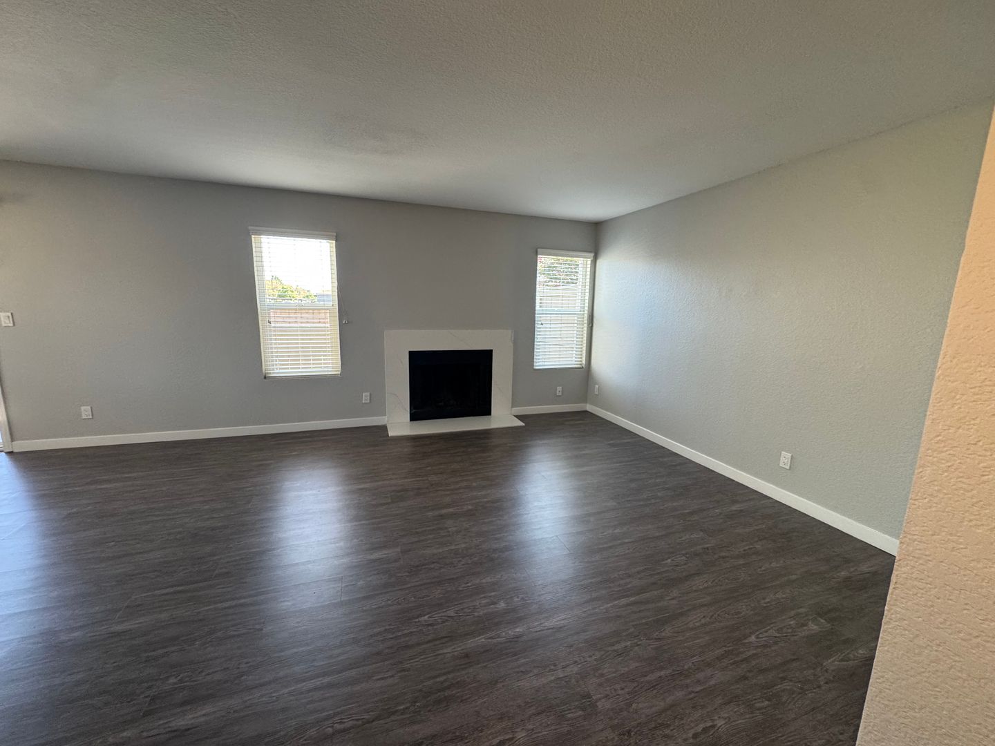 Riverside Apartment: 3957 Pierce Street