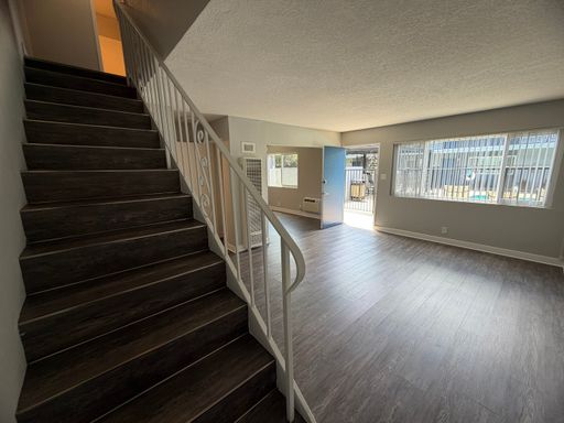 The Circle | 2 Bed 1.5 Bath | Townhome – photo 1