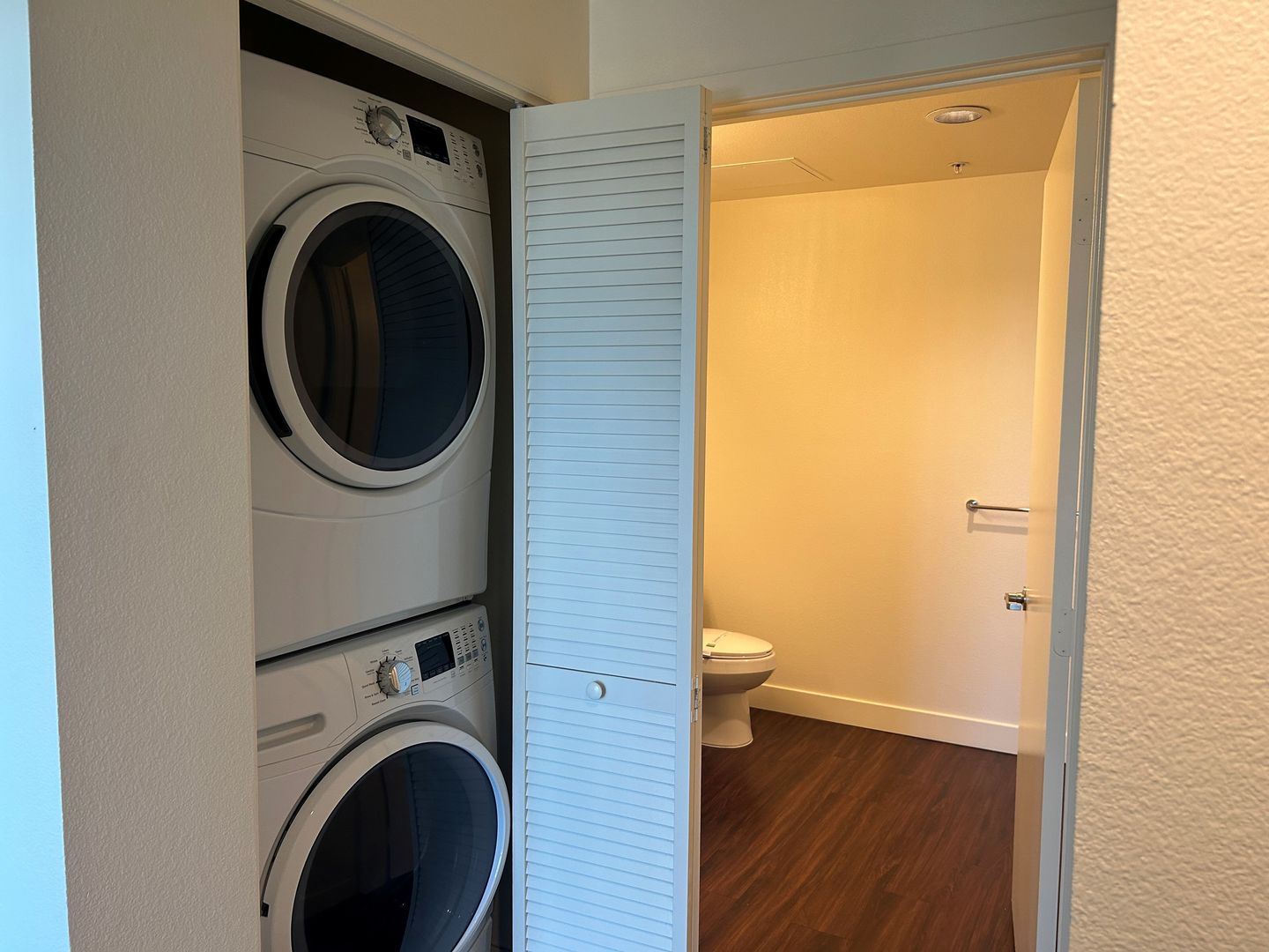 128 - Mission Lofts 4 of 12