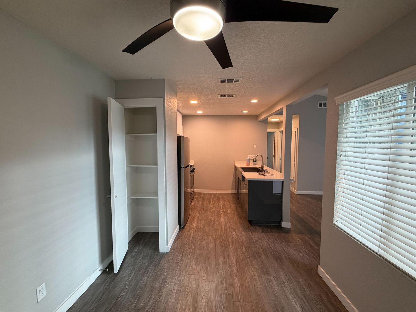 Riverside Apartment: 7600 Ambergate Place