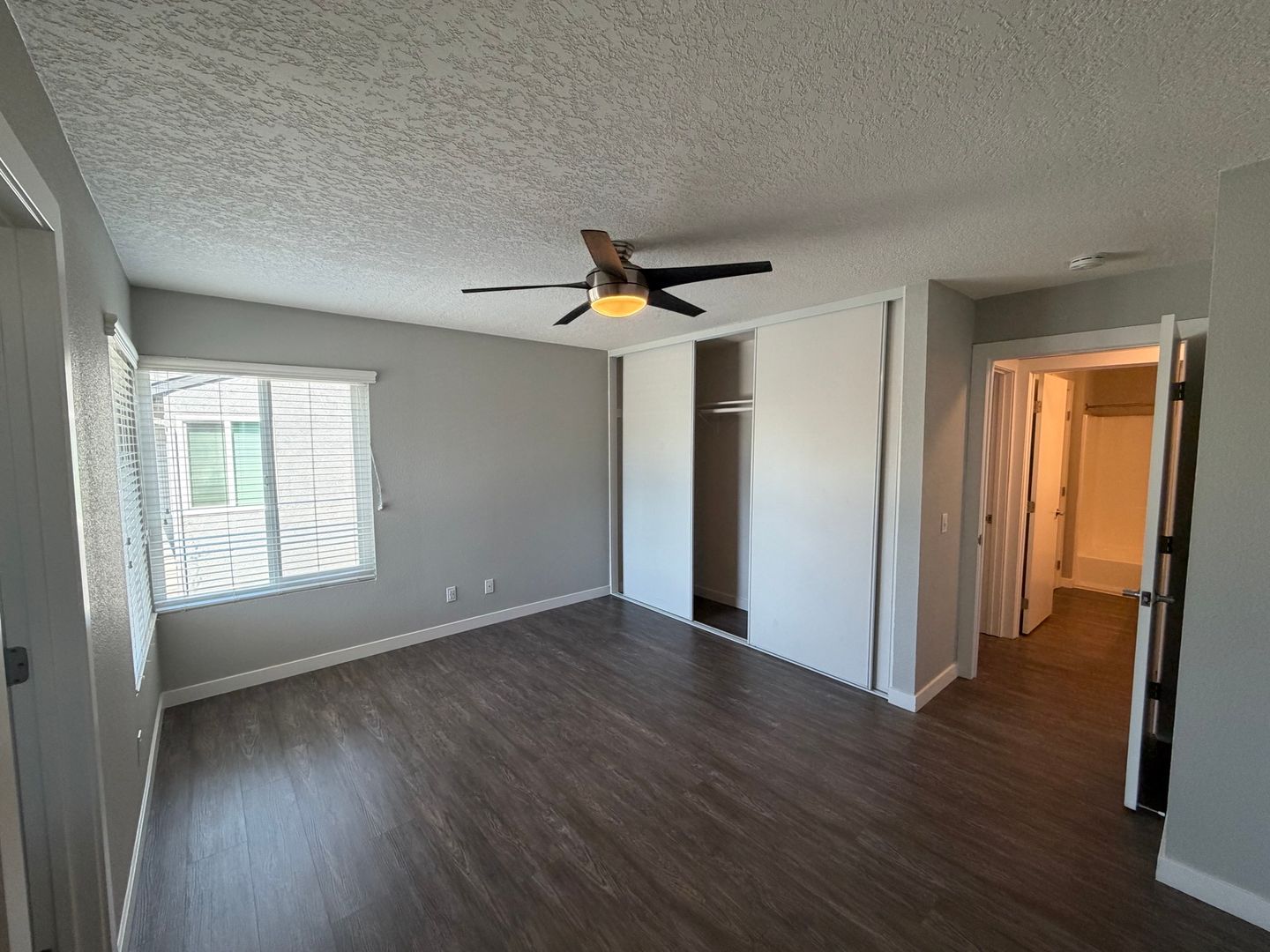 Riverside Apartment: 7600 Ambergate Place