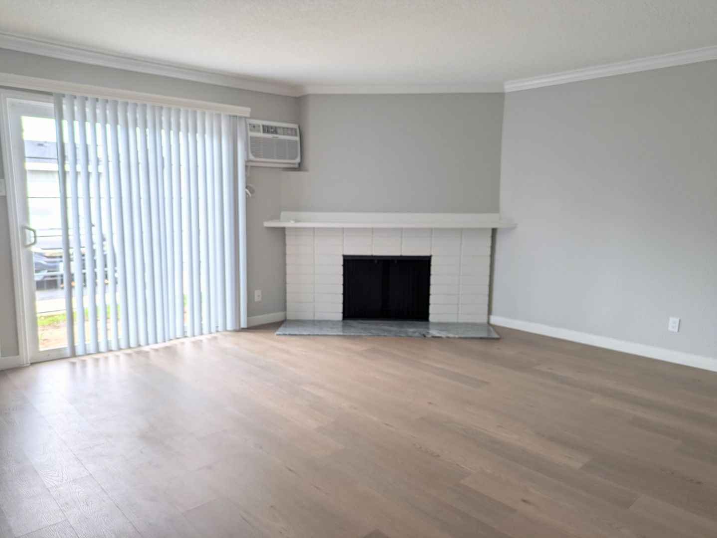 Orange Apartment: 1491 N. Glassell Street