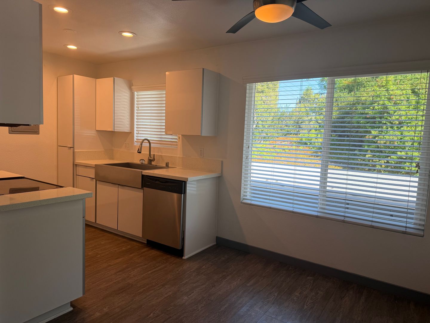 Fullerton Apartment: 2656 Associated Road