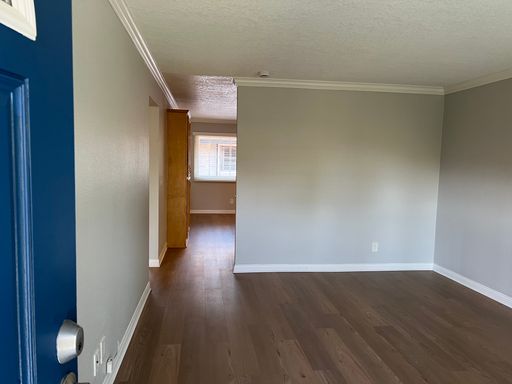 Sundial | 2 Bed 1 Bath | Upstairs – photo 1