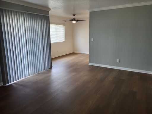 Highland Pinetree | Veranda | 2 Bed 1 Bath | Downstairs – photo 1
