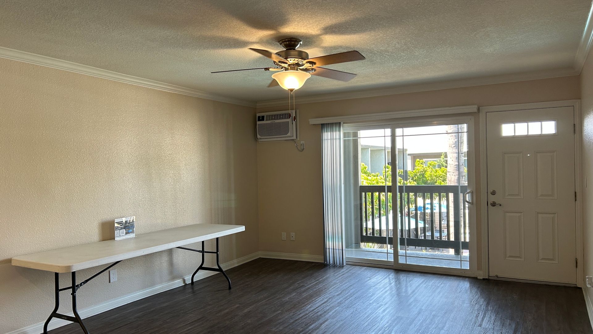Anaheim Apartment: 2828 W. Ball Road